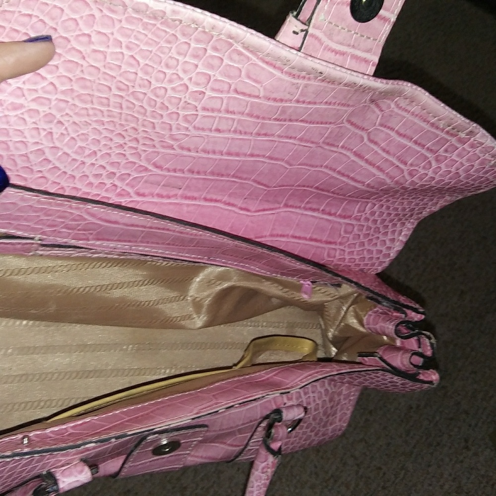 Purse - Picture 2 of 2